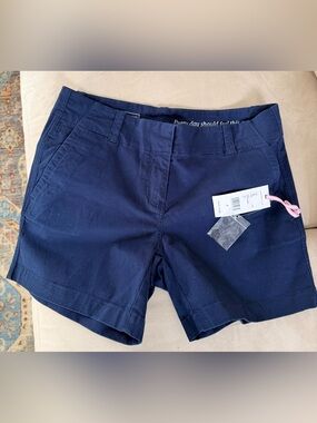 NWT Vineyard Vines Navy Shorts Size 4